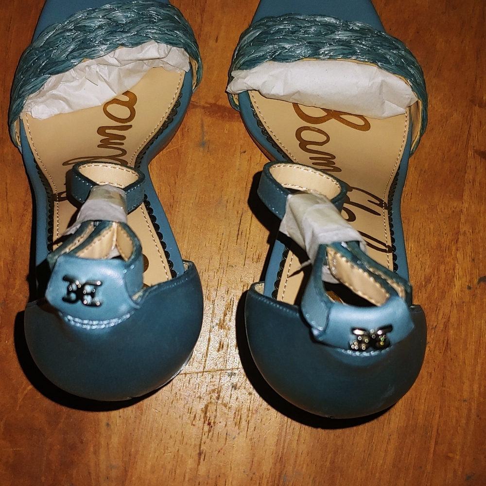 💥 New Inventory💥 Open Toe Heels - Picture 3 of 10